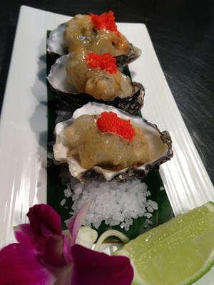 Crispy oysters & coconut jelly